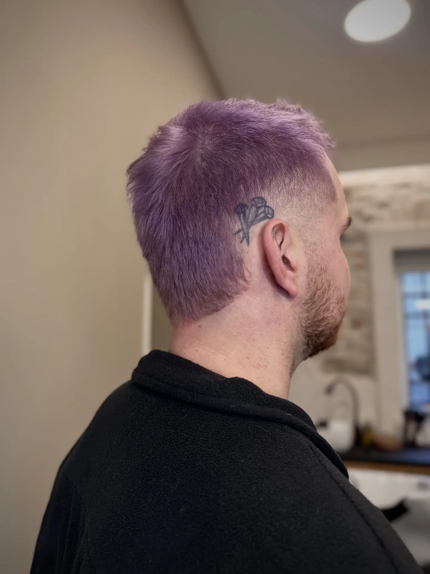 Una - Moško modno barvanje in striženje Obala - Studio 100